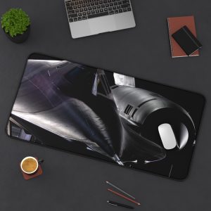 Lockheed SR-71 Blackbird – Airplane – 3 Sizes High Quality Desk Mat Mouse Pad