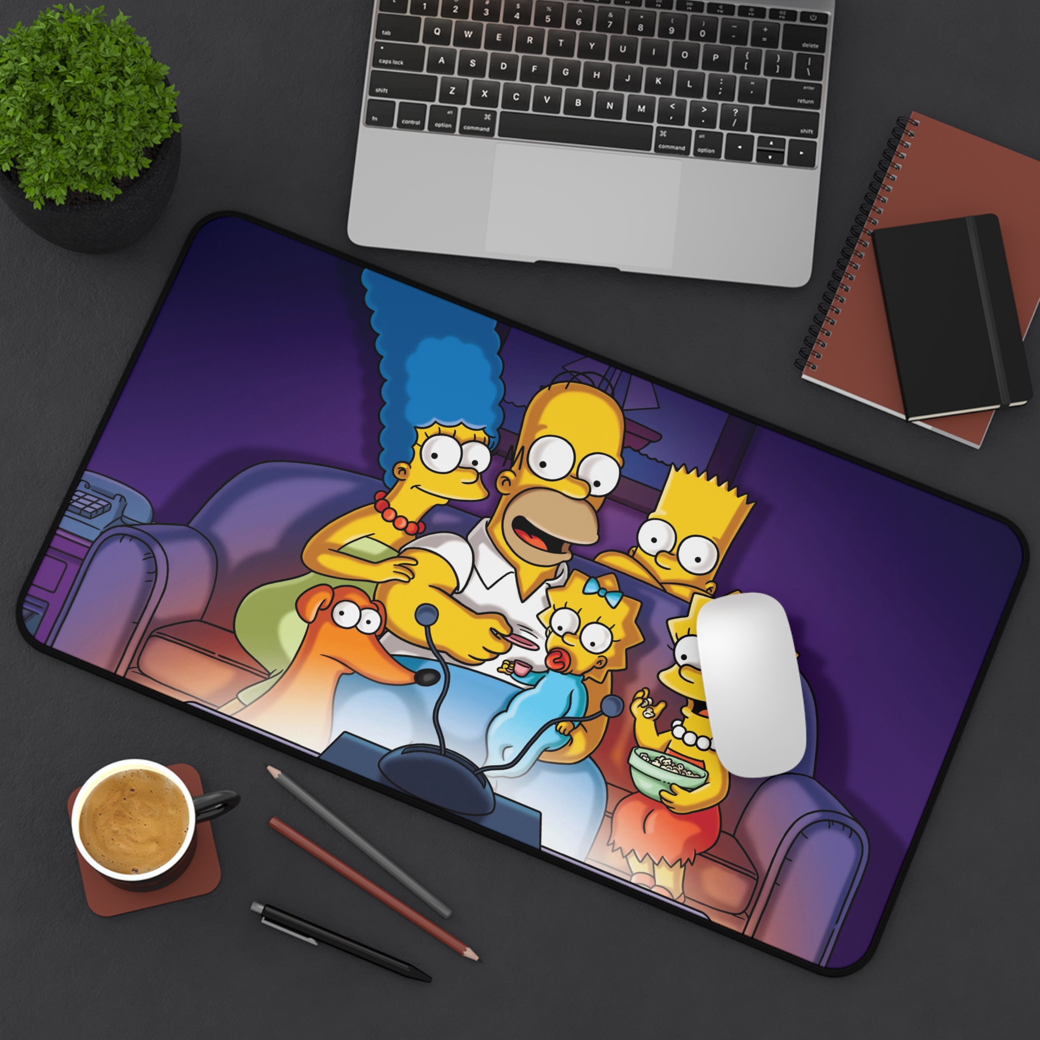 Simpsons Lover - Family Watching TV - view 6