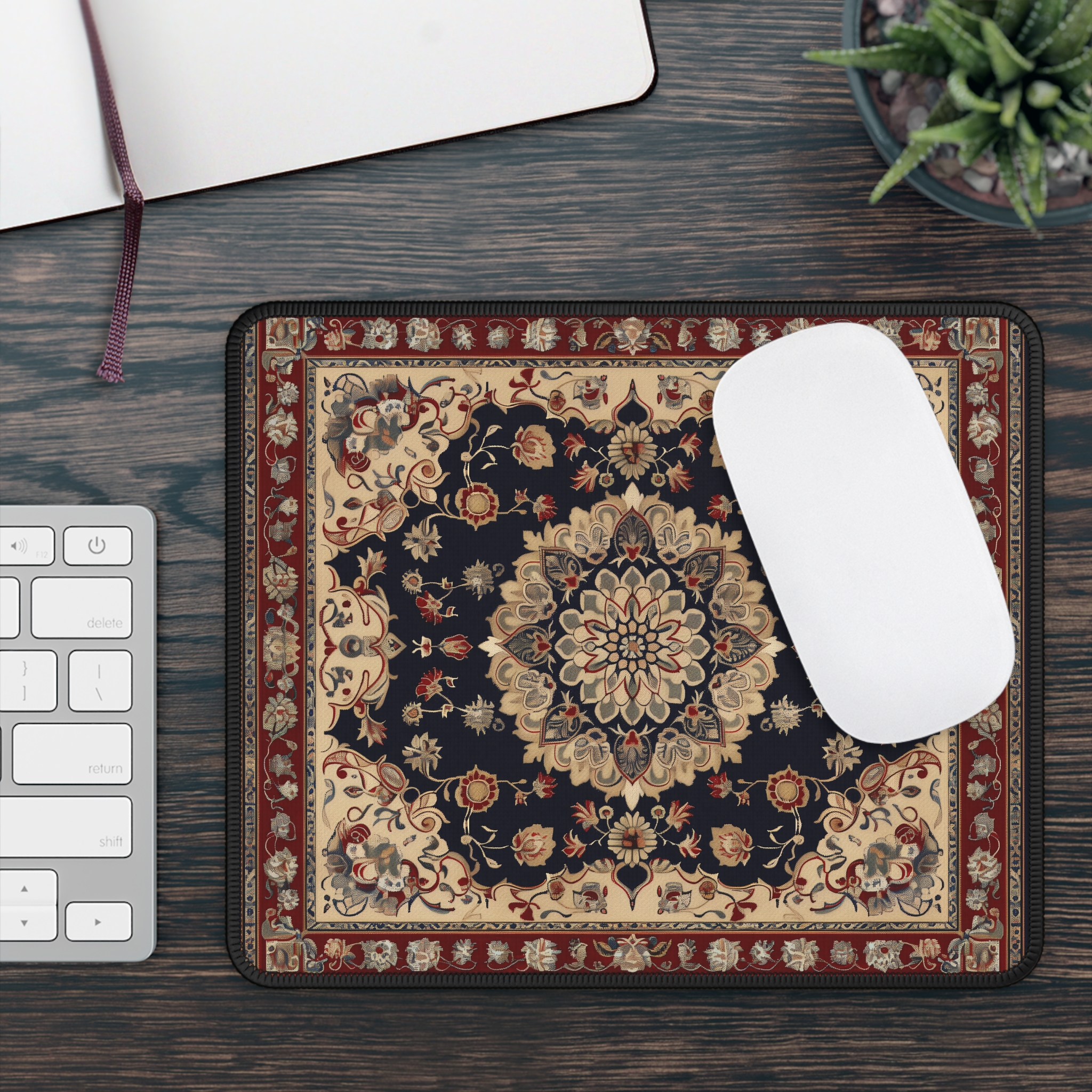 Beautiful Detailed Oriental Rug Design - view 3